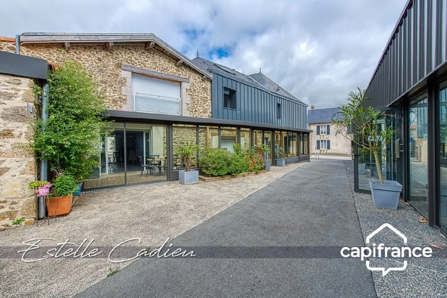  te koop landgoed La Flocellière Vendée 2
