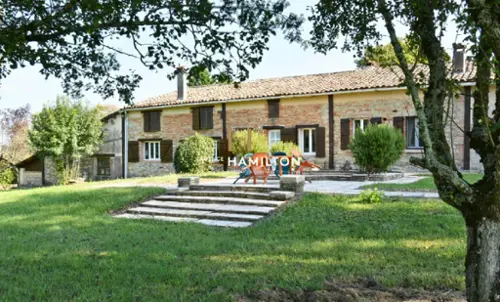 Monclar-de-Quercy Tarn-et-Garonne landgoed foto 7088335