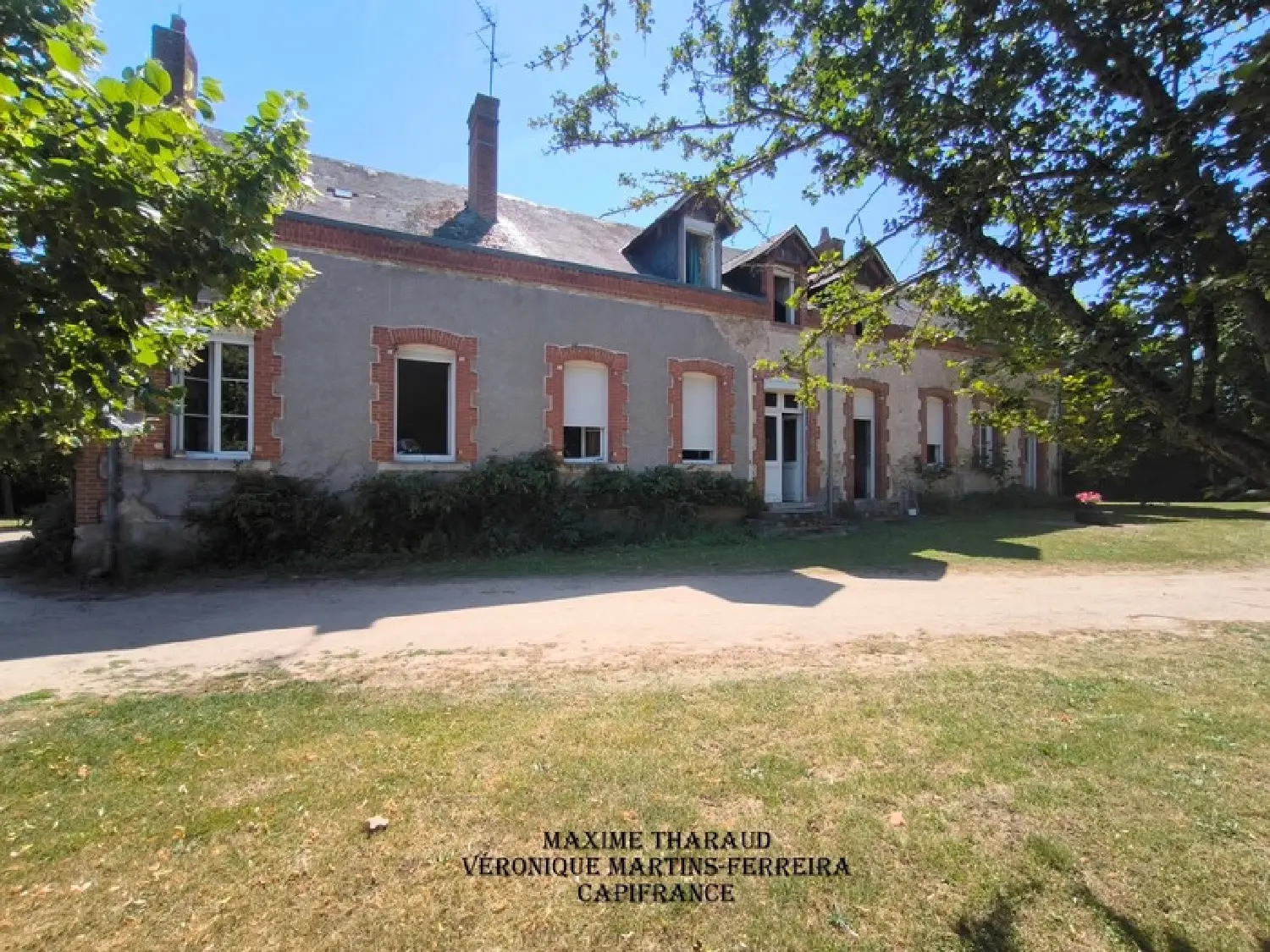 te koop landgoed Thénioux Cher 1