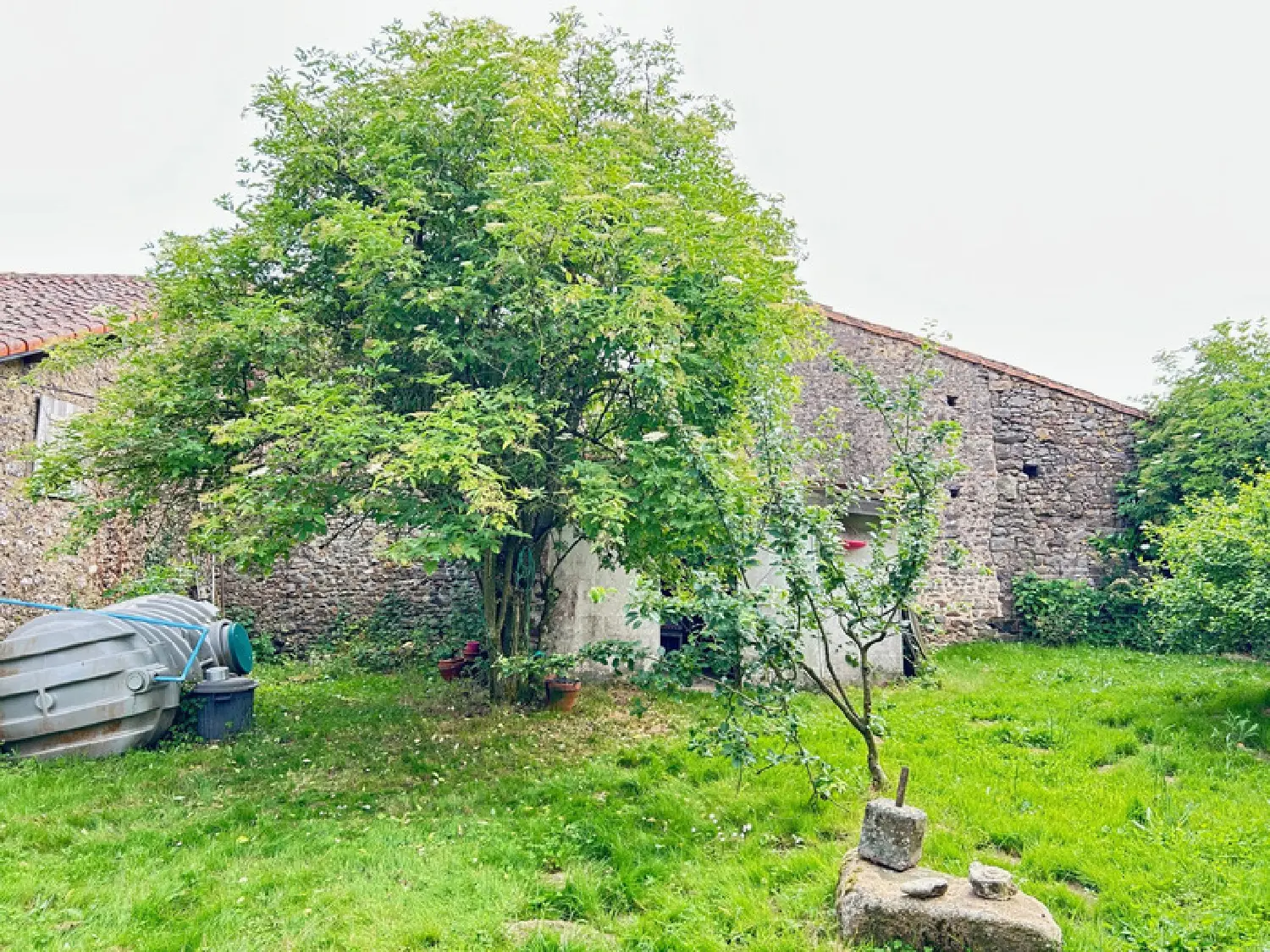 en venta casa rústica Chantecorps Deux-Sèvres 3