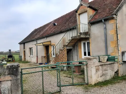 Clessy Saône-et-Loire boerderij foto 7097170