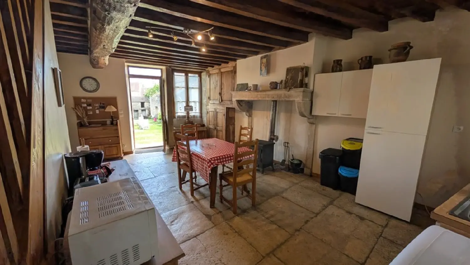  en venta casa rústica Coutarnoux Yonne 2