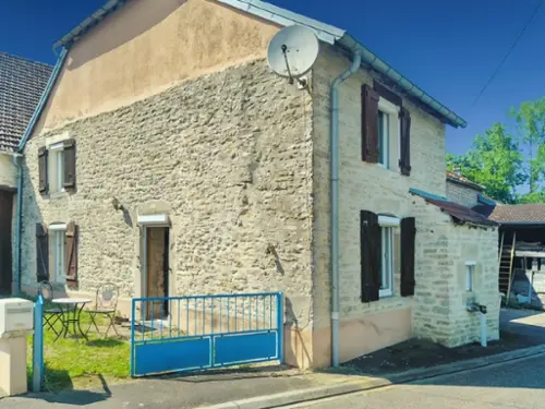 Fleurey-lès-Lavoncourt Haute-Saône boerderij foto 7093994