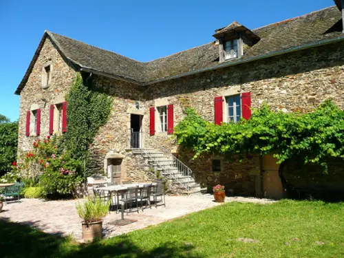 La Salvetat-Peyralès Aveyron boerderij foto 7088242