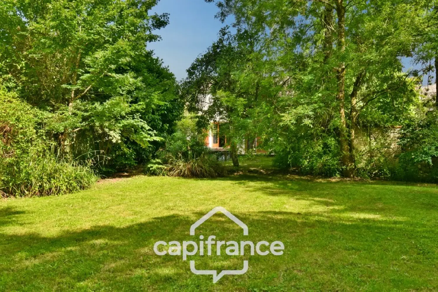 en venta casa rústica Les Églises-d'Argenteuil Charente-Maritime 2