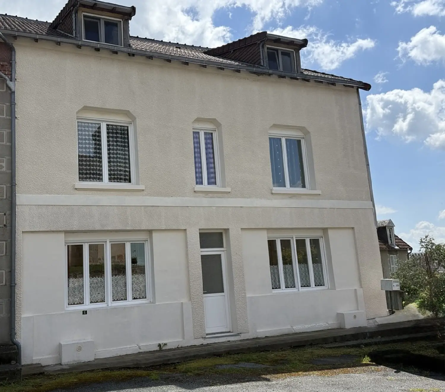  for sale farm Montaigut-le-Blanc Creuse 1