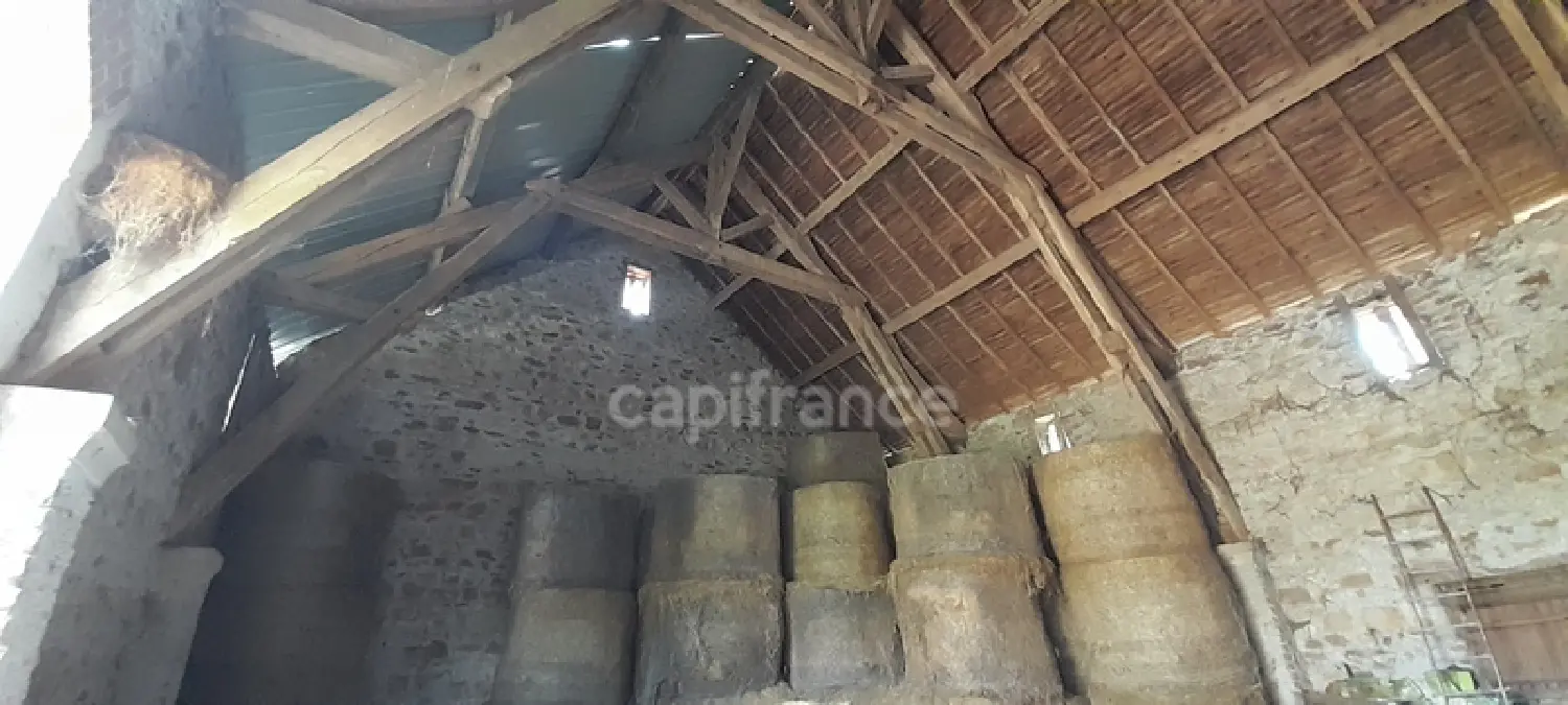  en venta casa rústica Montvicq Allier 4