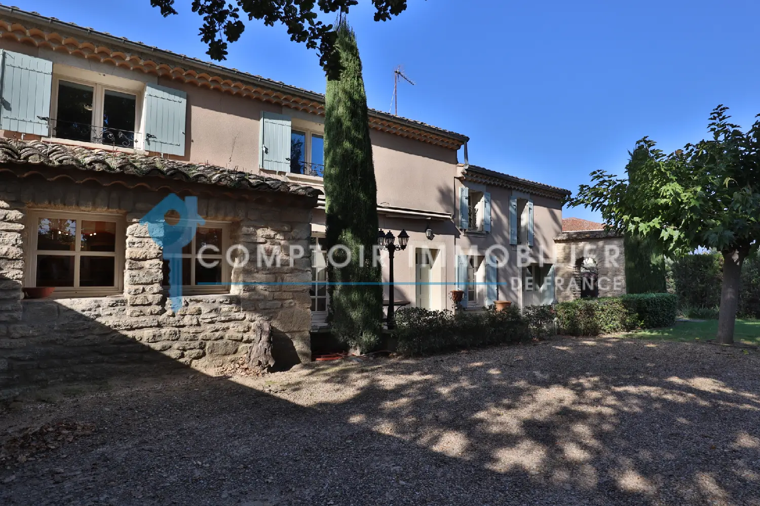 en venta casa rústica Robion Vaucluse 3