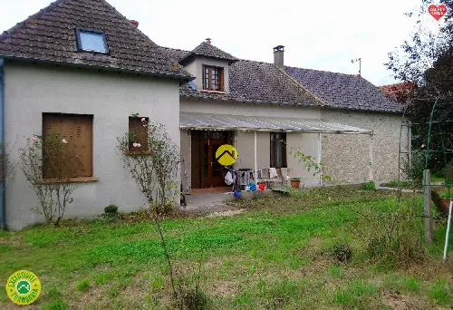 Saint-Amand-Montrond Cher casa rústica foto