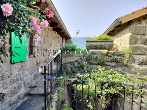 Saint-Genest-Lachamp Ardeche boerderij foto 7093223