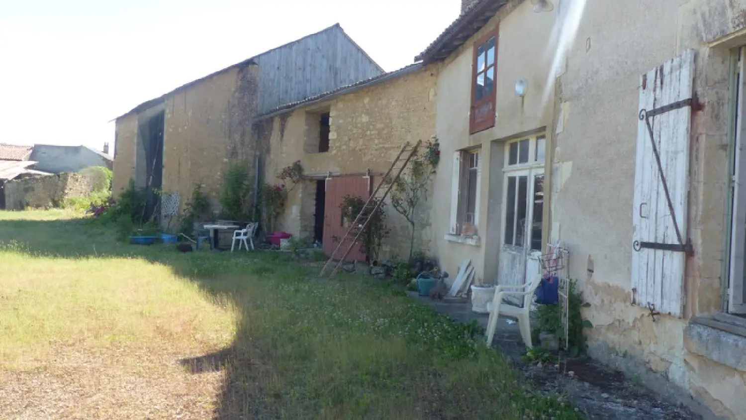  en venta casa rústica Saint-Jean-de-Sauves Vienne 2