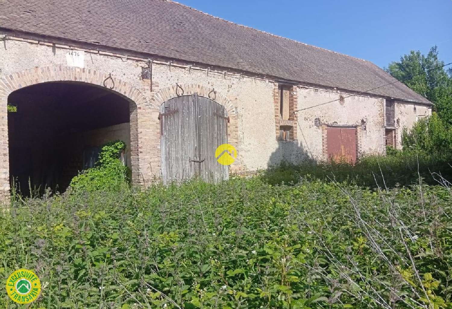  en venta casa rústica Saint-Valérien Yonne 2