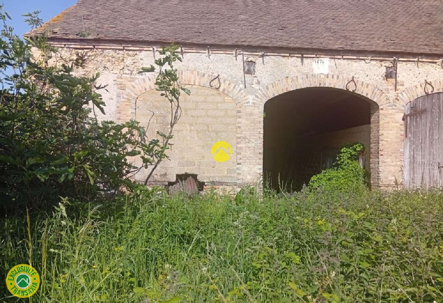  en venta casa rústica Saint-Valérien Yonne 4