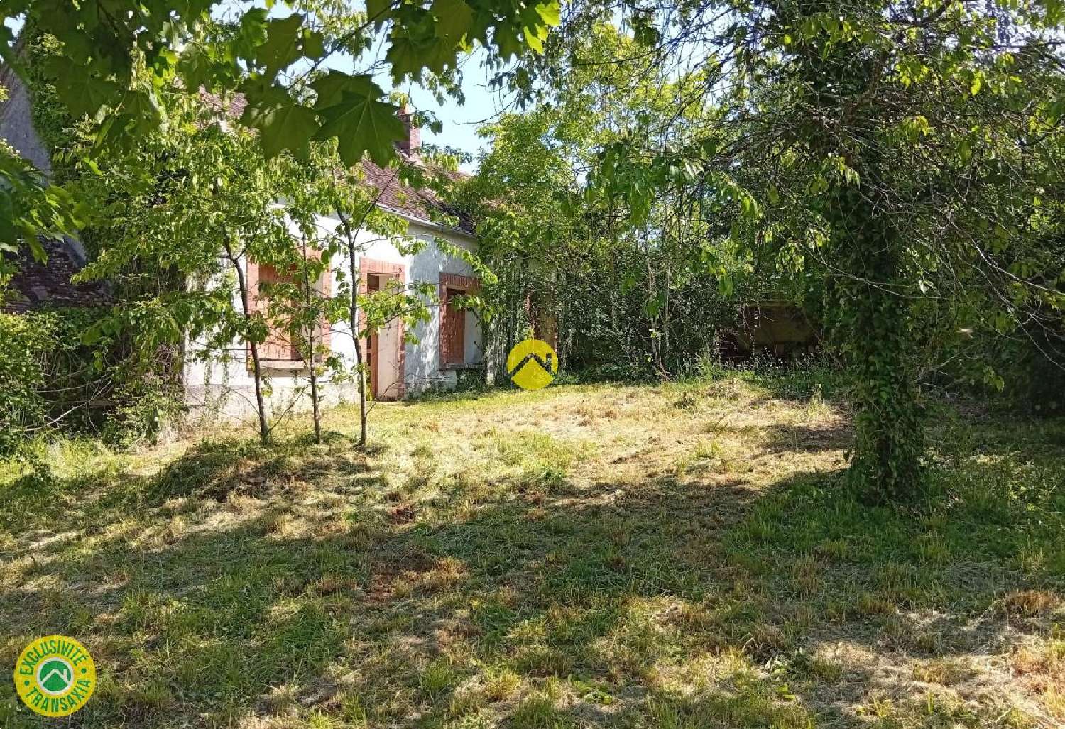  en venta casa rústica Saint-Valérien Yonne 3