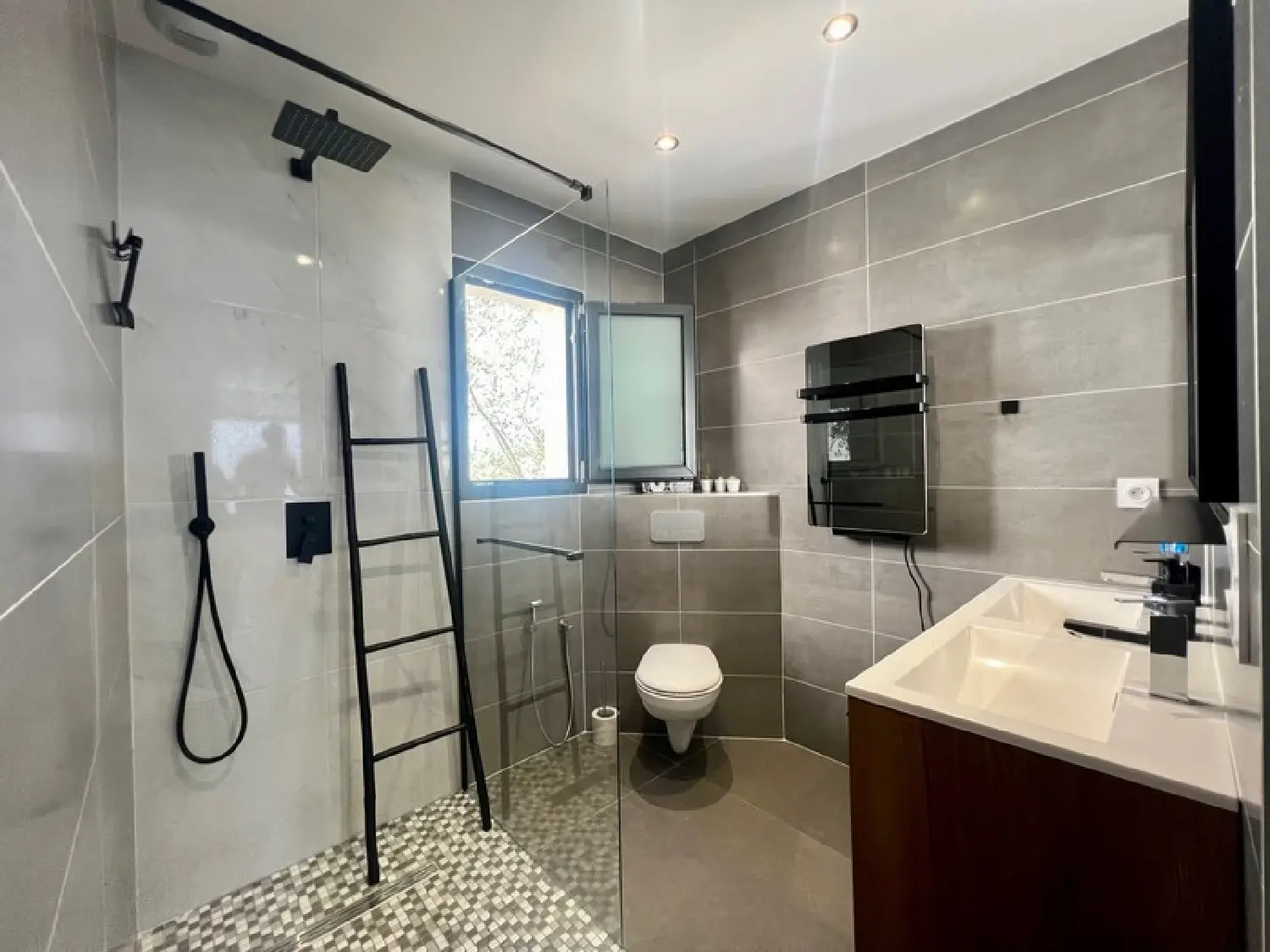  te koop huis Alès Gard 8