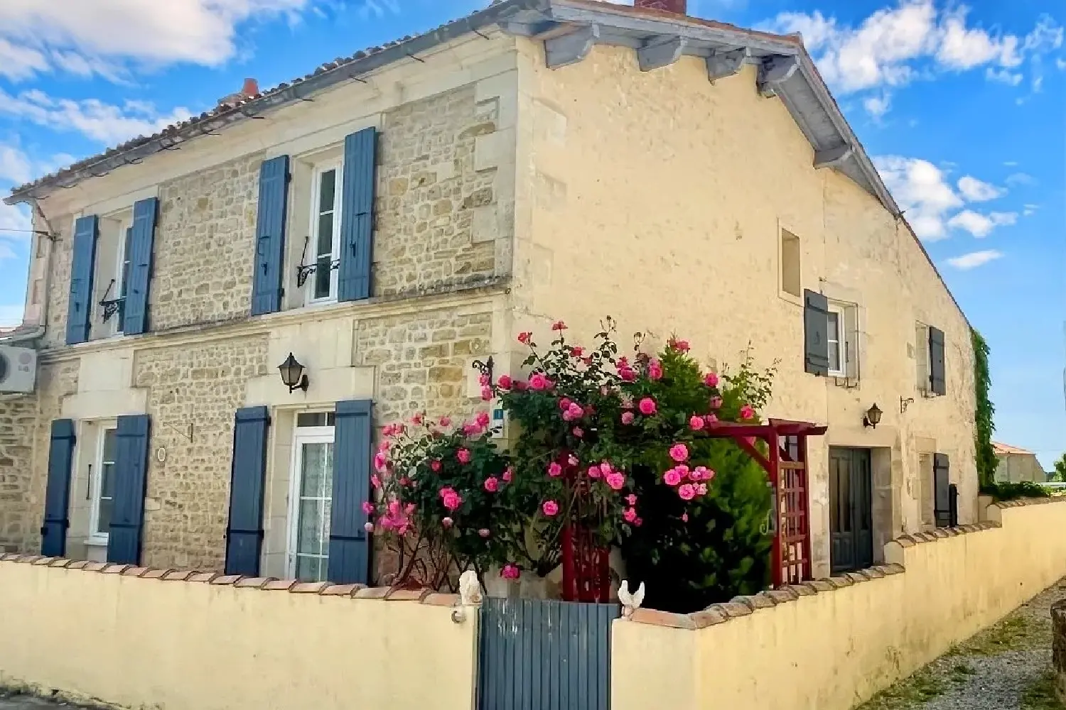  te koop huis Archingeay Charente-Maritime 1