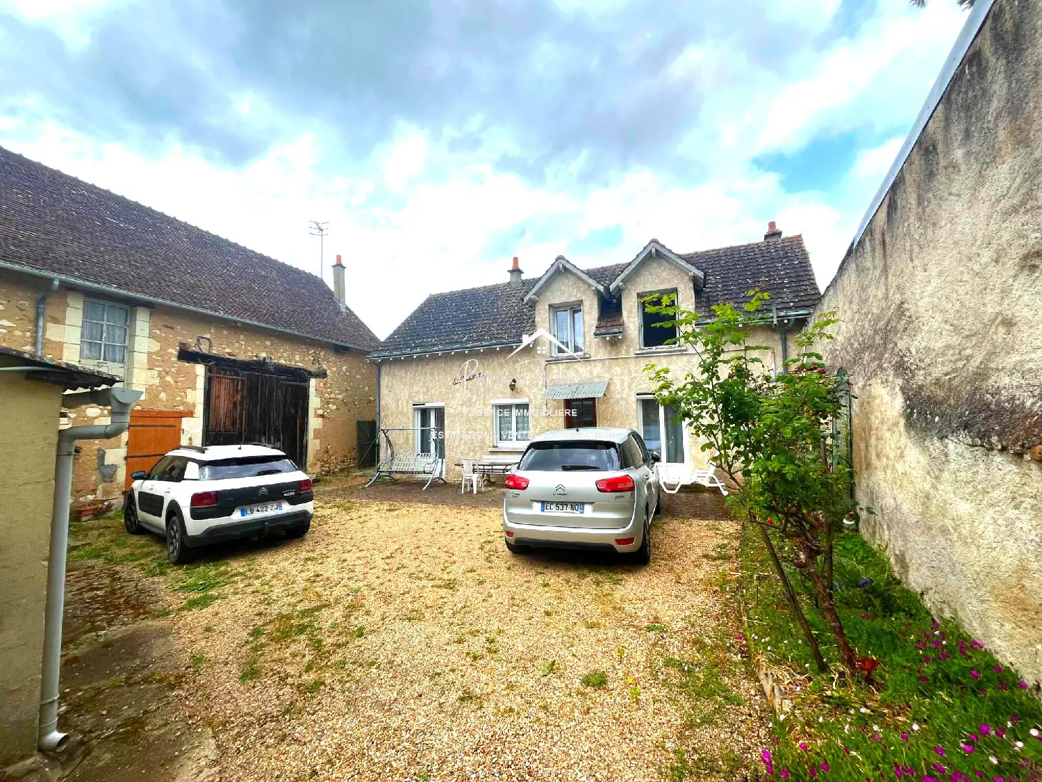  te koop huis Barrou Indre-et-Loire 1