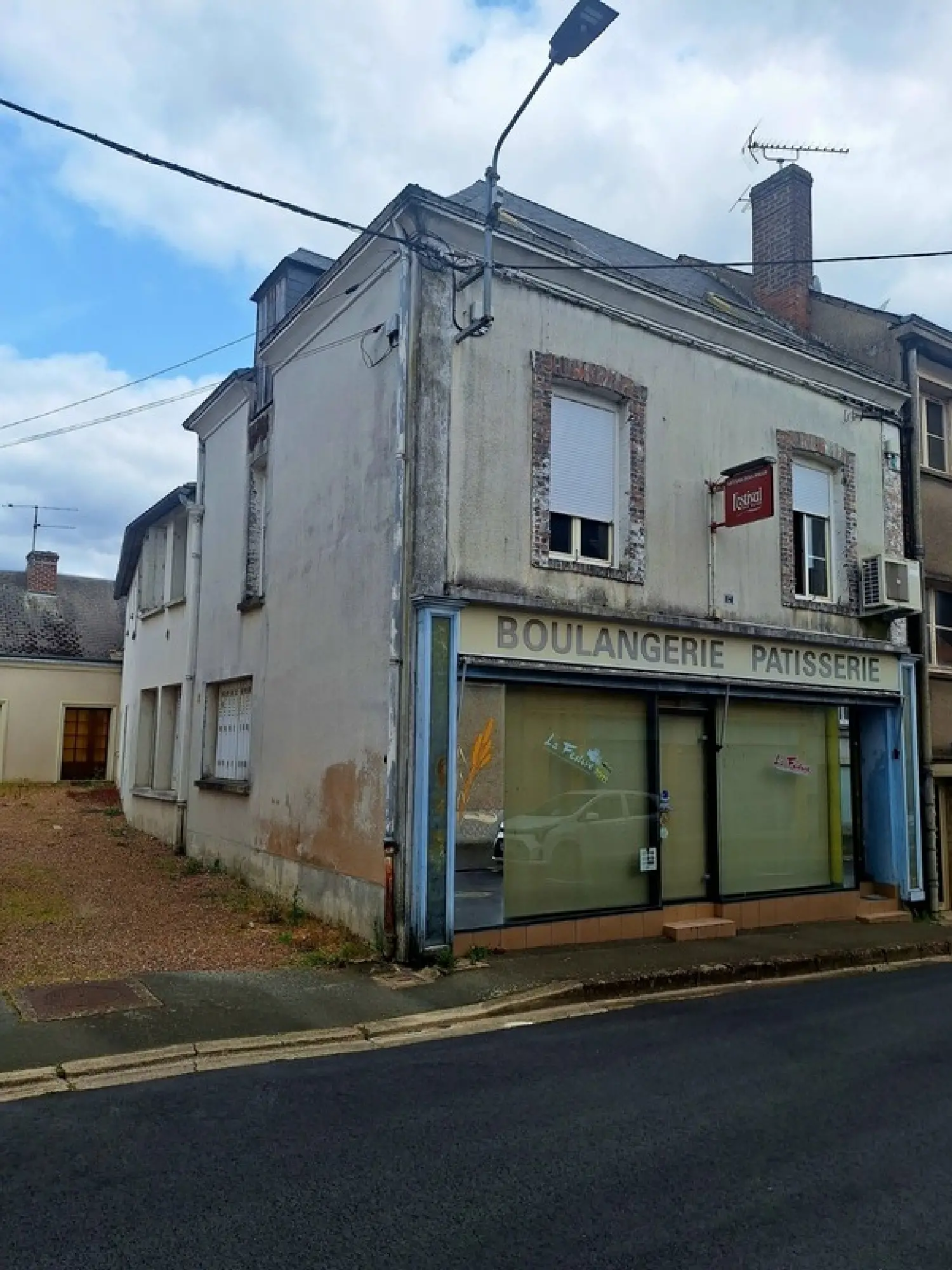  te koop huis Bessé-sur-Braye Sarthe 1