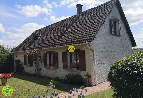 Bléneau Yonne casa foto