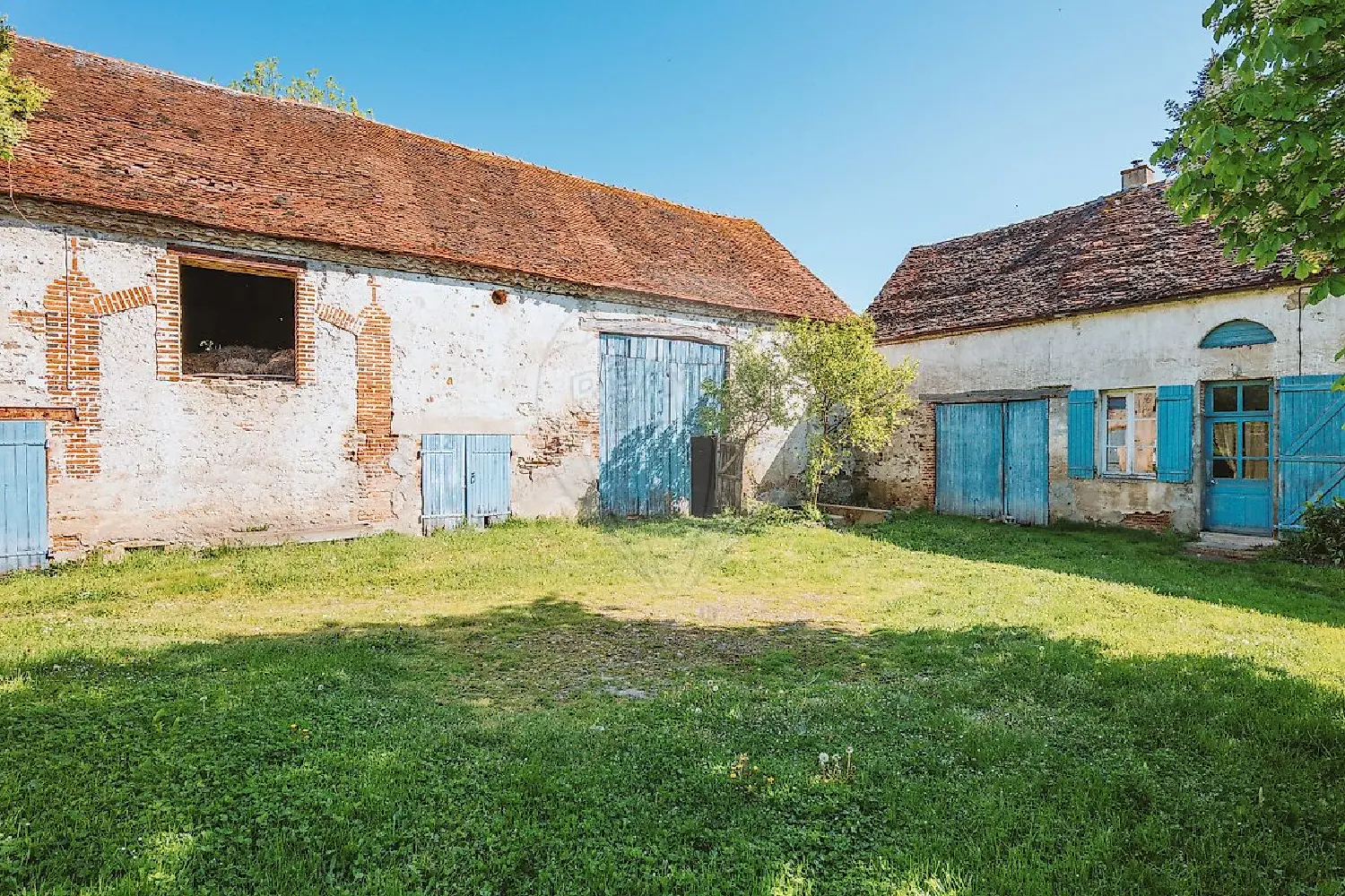  en venta casa Chantelle Allier 2