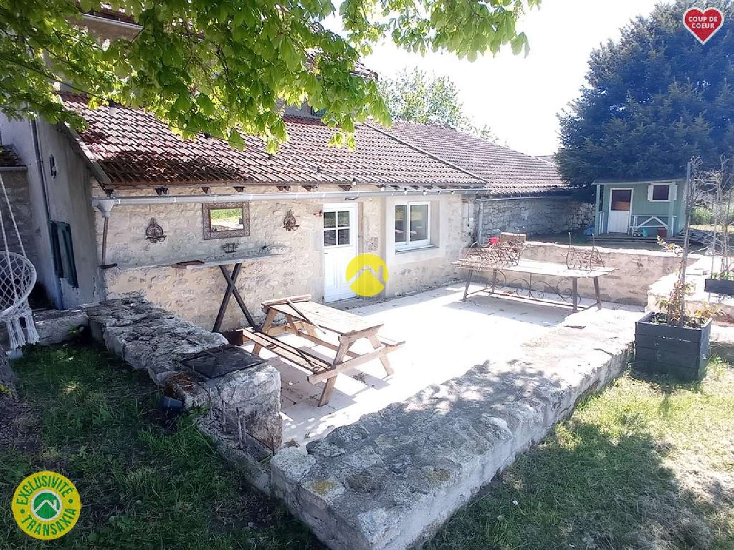  for sale house Chantelle Allier 2