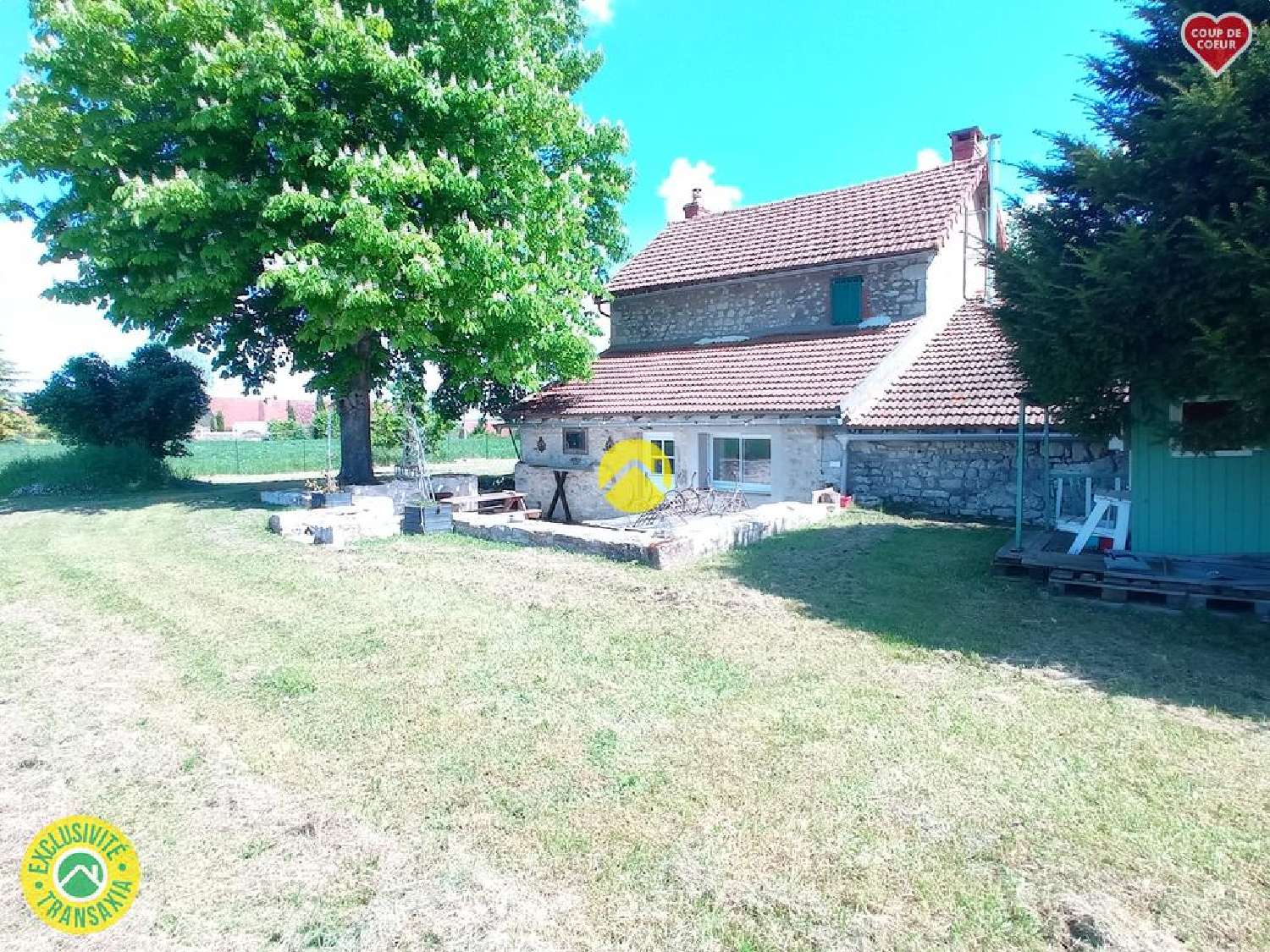  for sale house Chantelle Allier 4