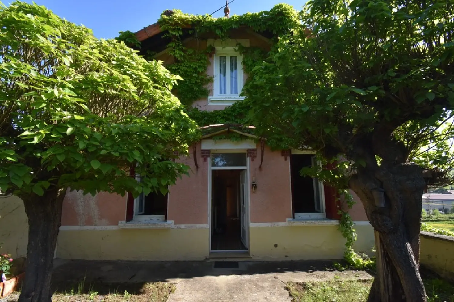 for sale house Charlieu Loire 2