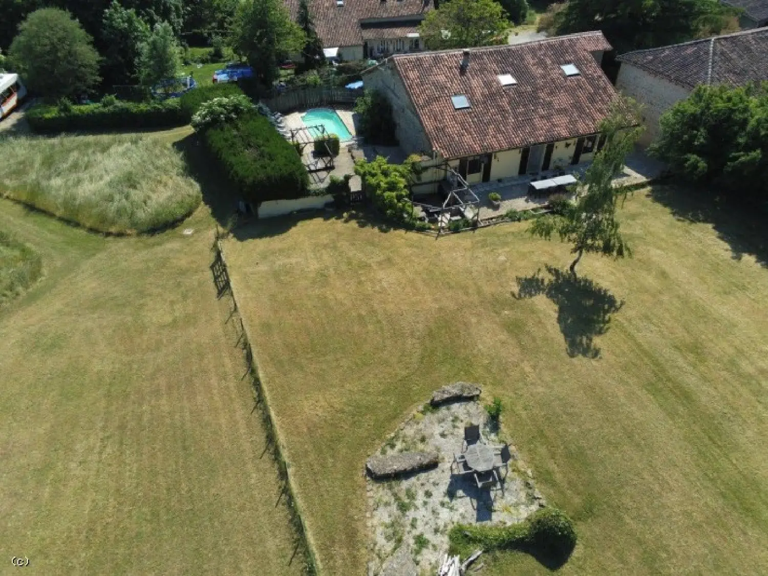  en venta casa Charroux Vienne 1
