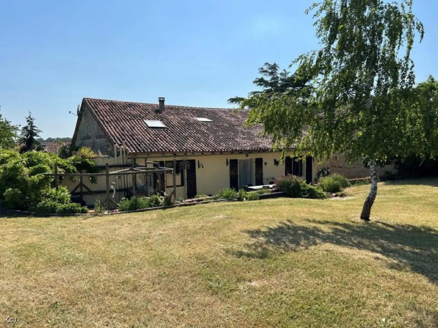 en venta casa Charroux Vienne 3