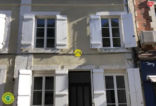 Chezal-Benoît Cher Haus foto
