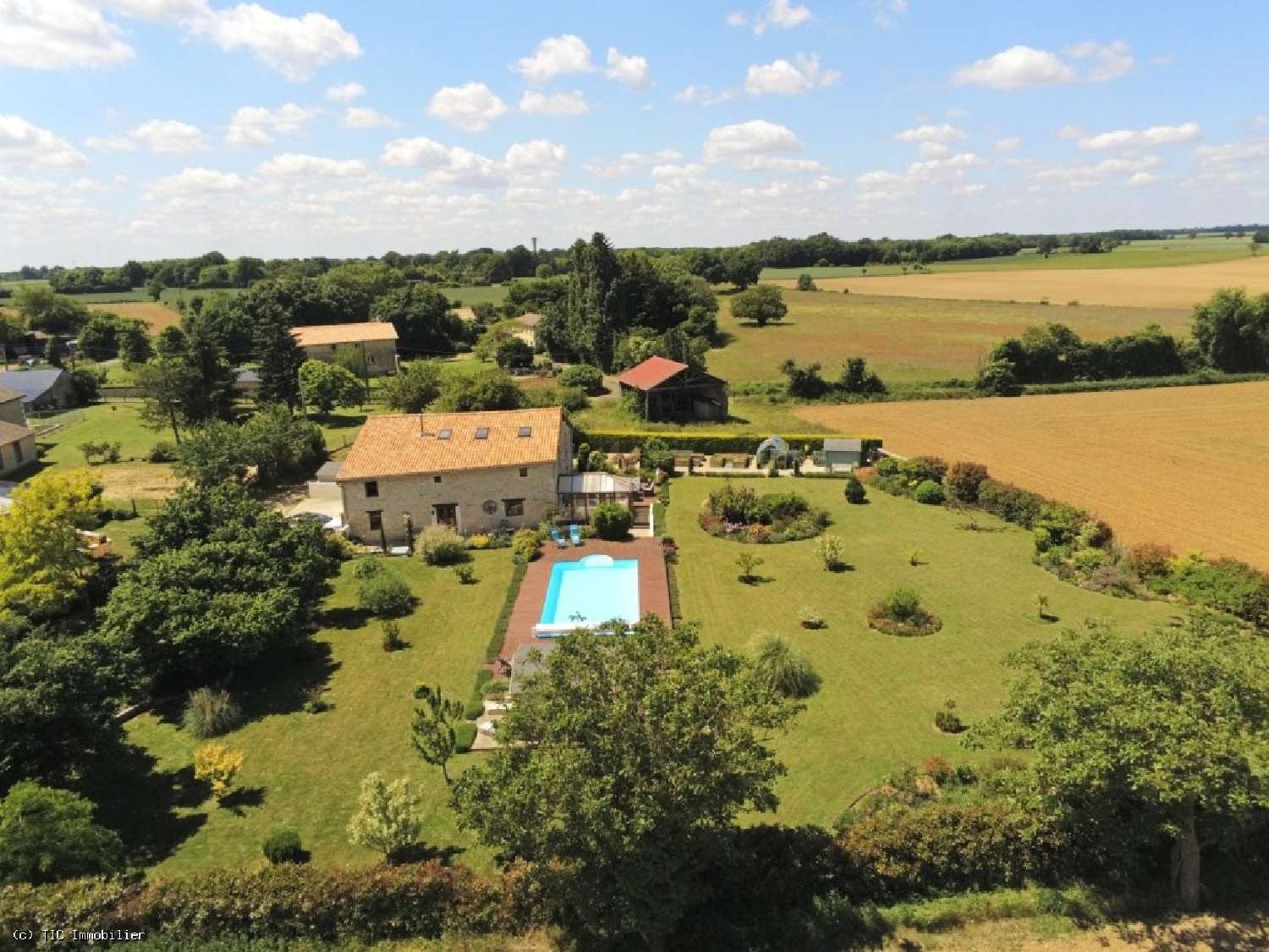  te koop huis Civray Vienne 1