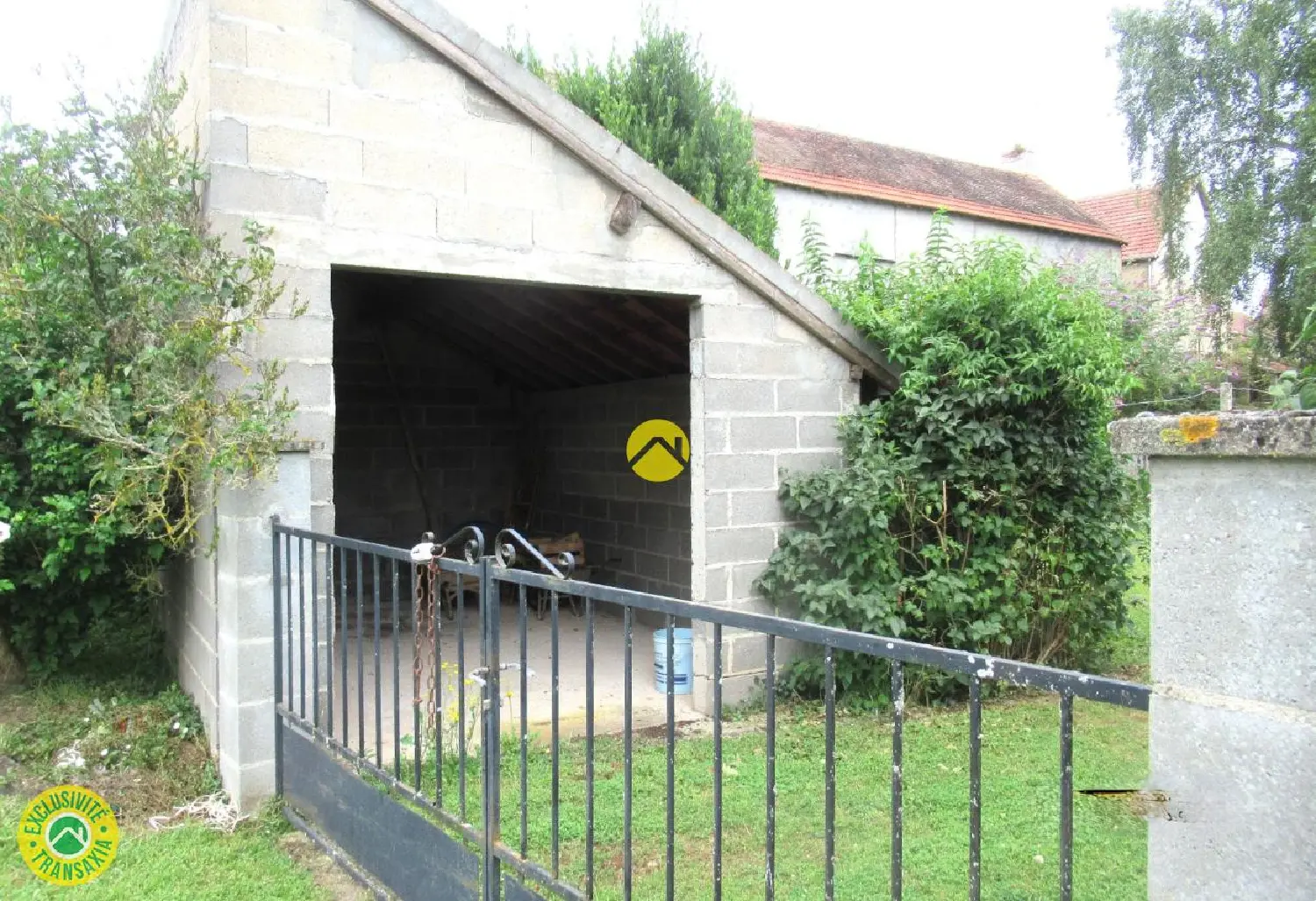  à vendre maison Cosne-d'Allier Allier 2