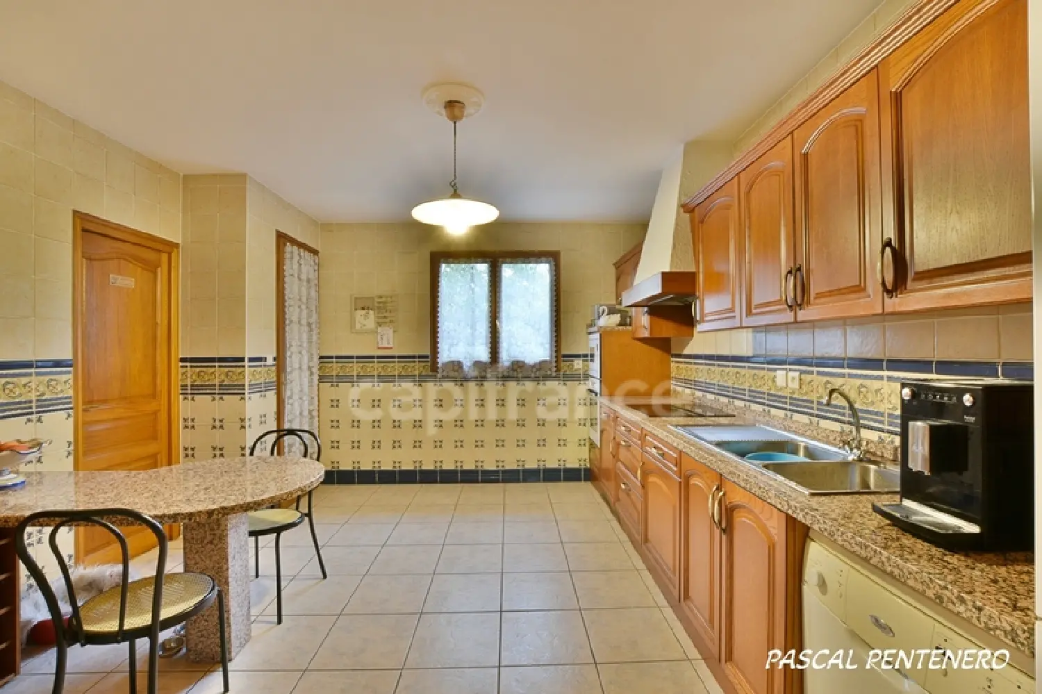  for sale house Décines-Charpieu Rhône 2
