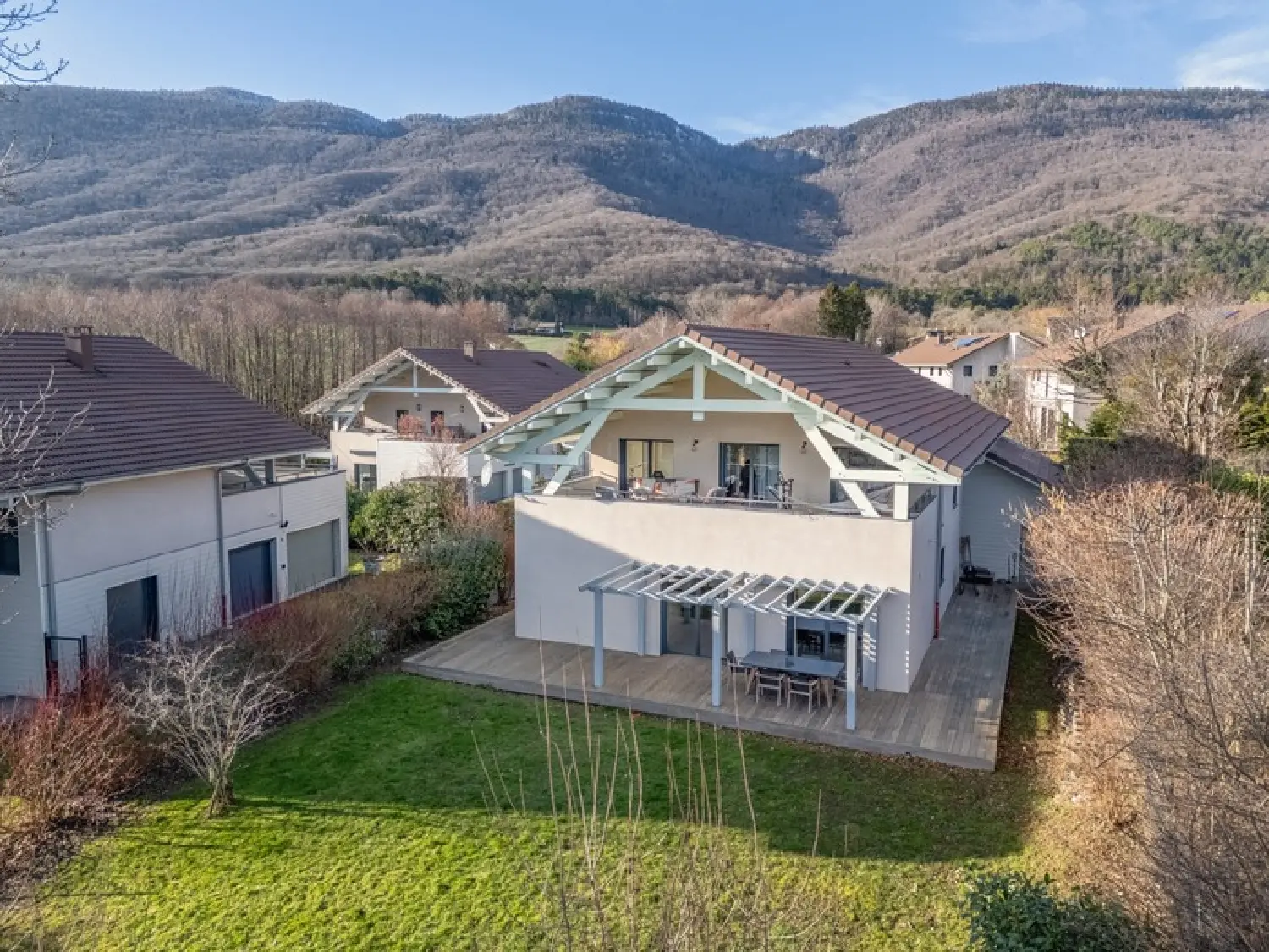  te koop huis Divonne-les-Bains Ain 1