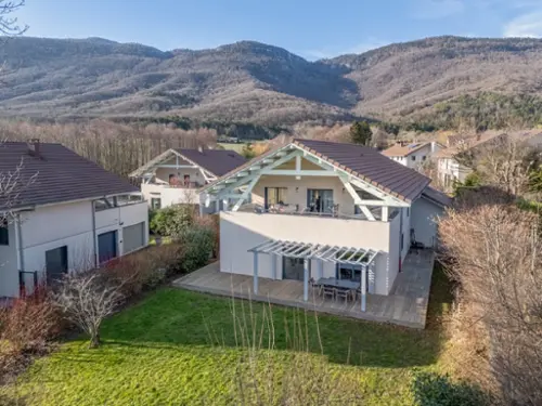 Divonne-les-Bains Ain huis foto 7094960