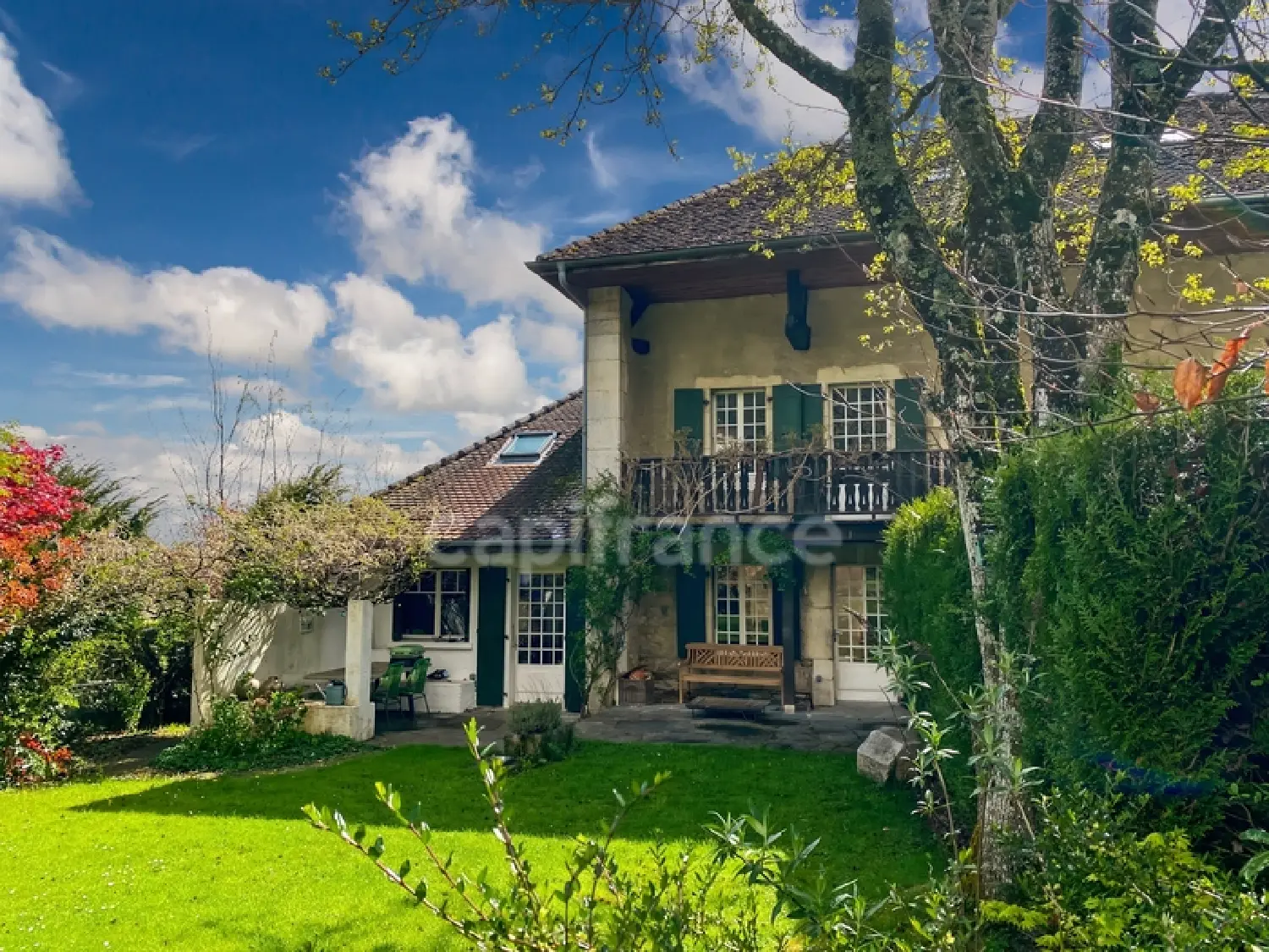  à vendre maison Divonne-les-Bains Ain 2
