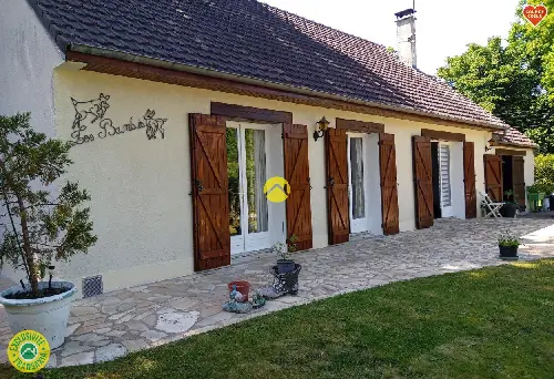 Domats Yonne huis foto