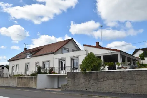 Gueugnon Saône-et-Loire Haus Bild 7089520