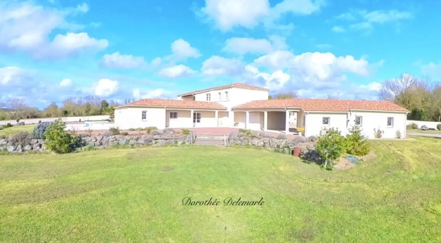  à vendre maison La Benâte Charente-Maritime 2