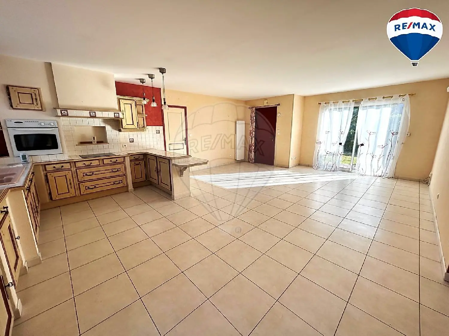  te koop huis La Chapelle-Saint-Ursin Cher 2