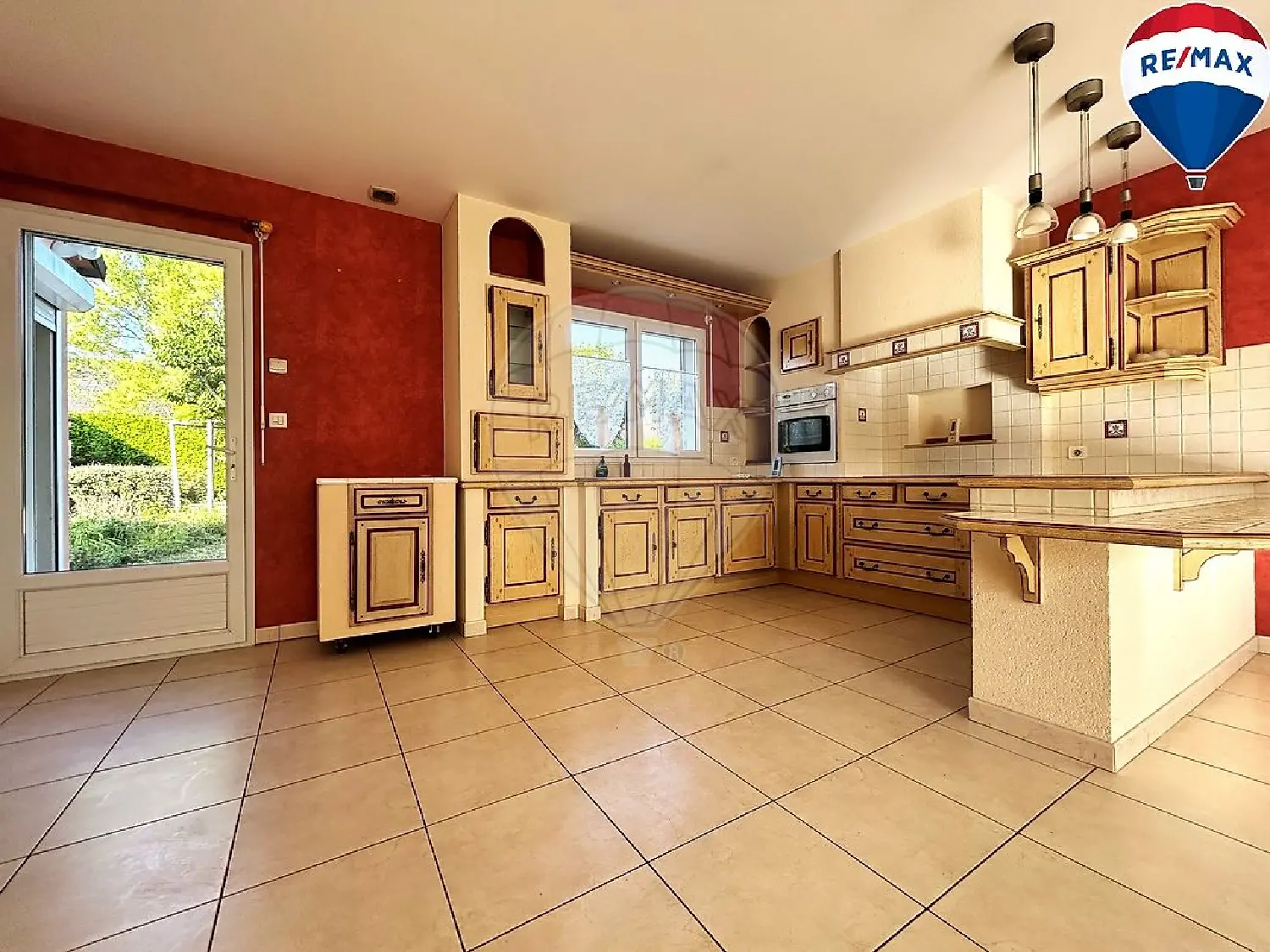  te koop huis La Chapelle-Saint-Ursin Cher 3