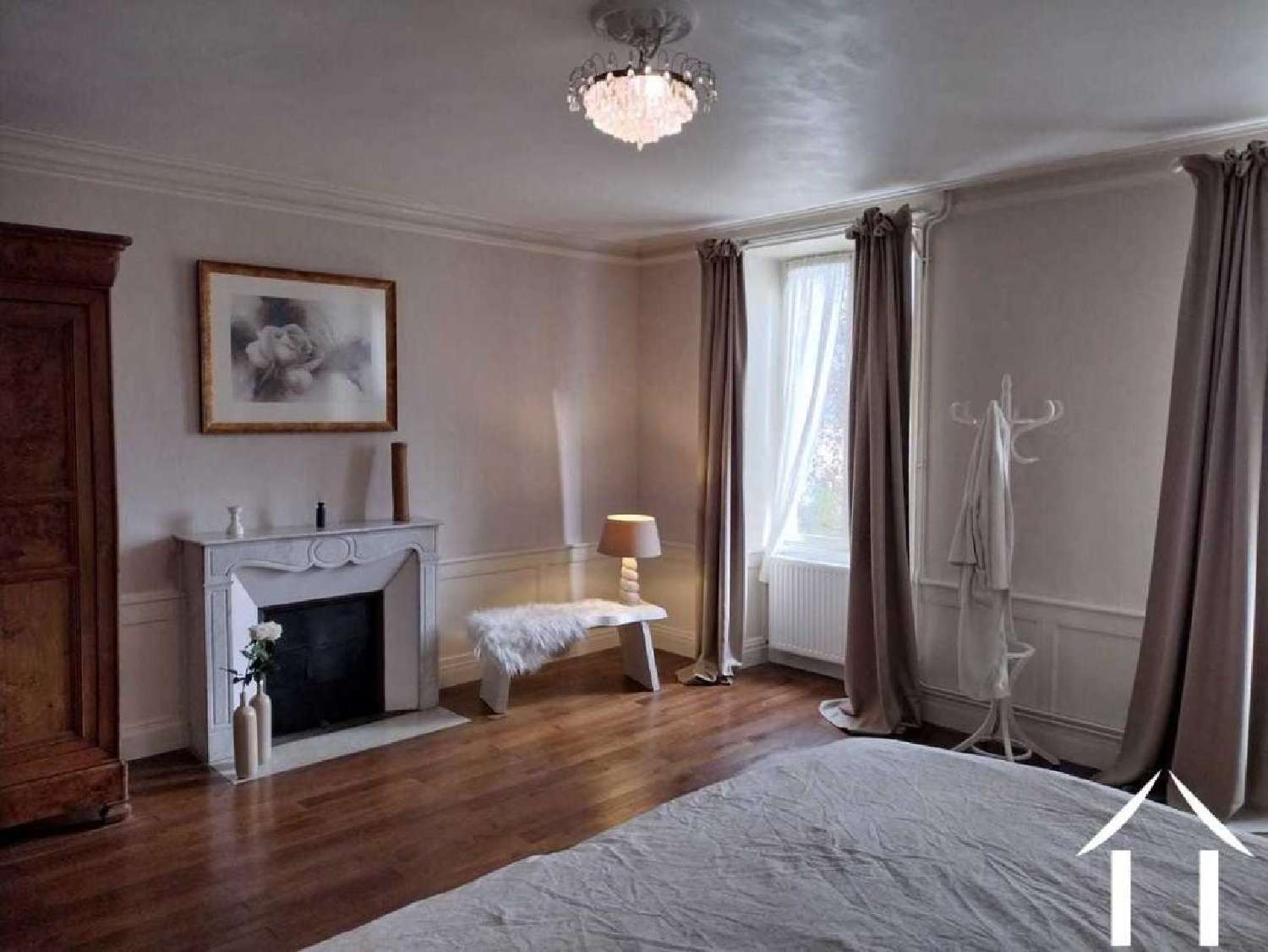  te koop huis La Guerche-sur-l'Aubois Cher 3