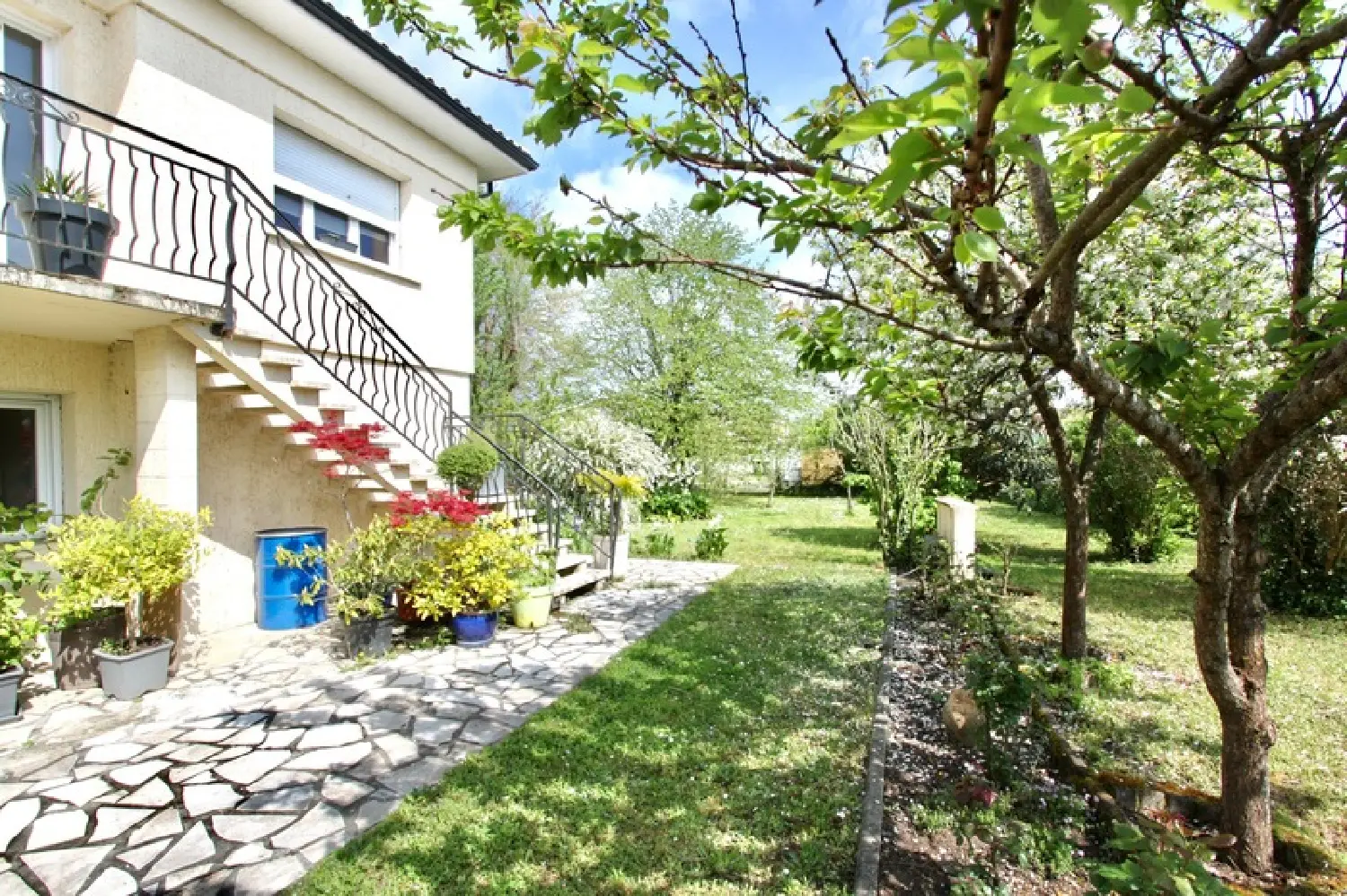  for sale house La Lande-de-Fronsac Gironde 2