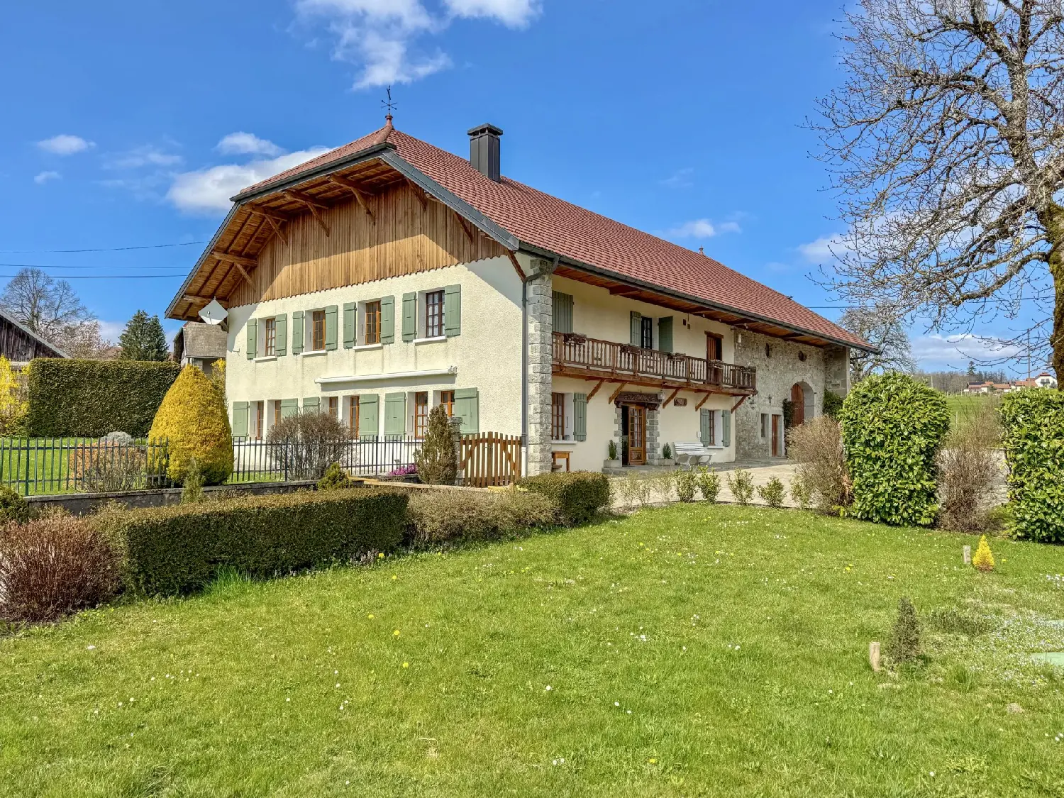  te koop huis La Roche-sur-Foron Haute-Savoie 1