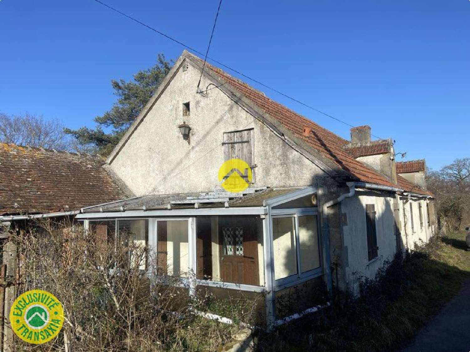  te koop huis Le Montet Allier 1