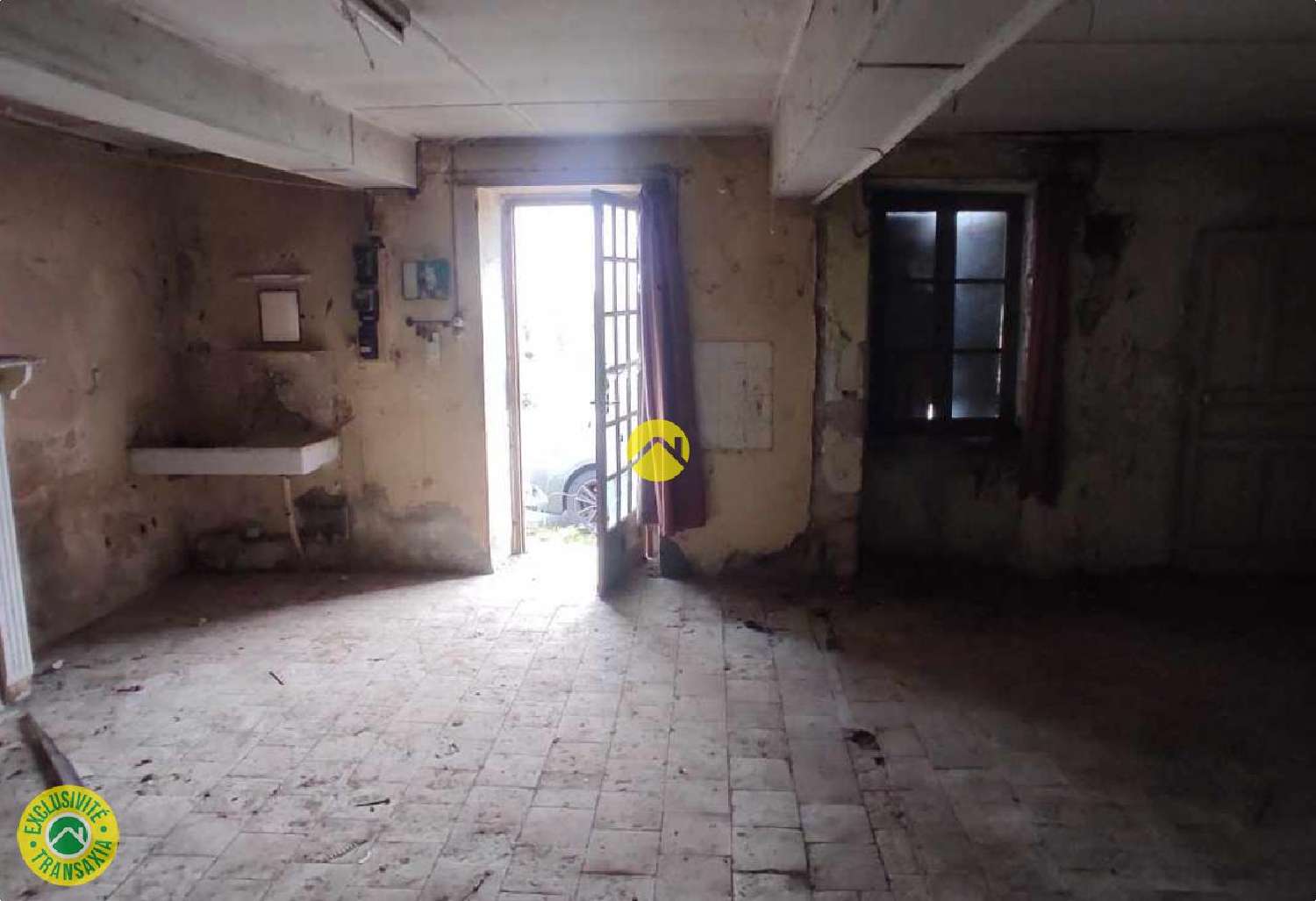  te koop huis Le Montet Allier 3