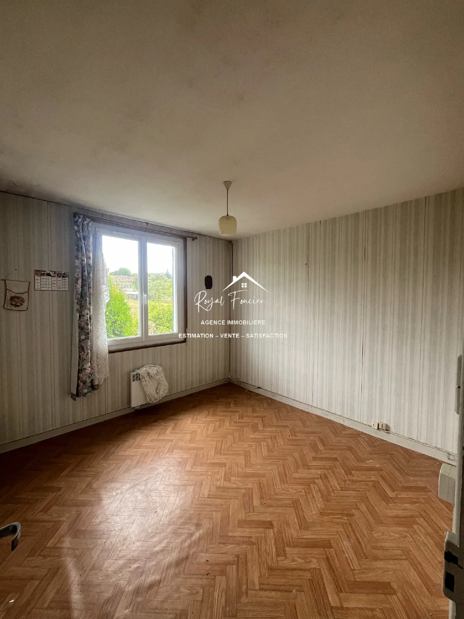  for sale house Les Ormes Vienne 4