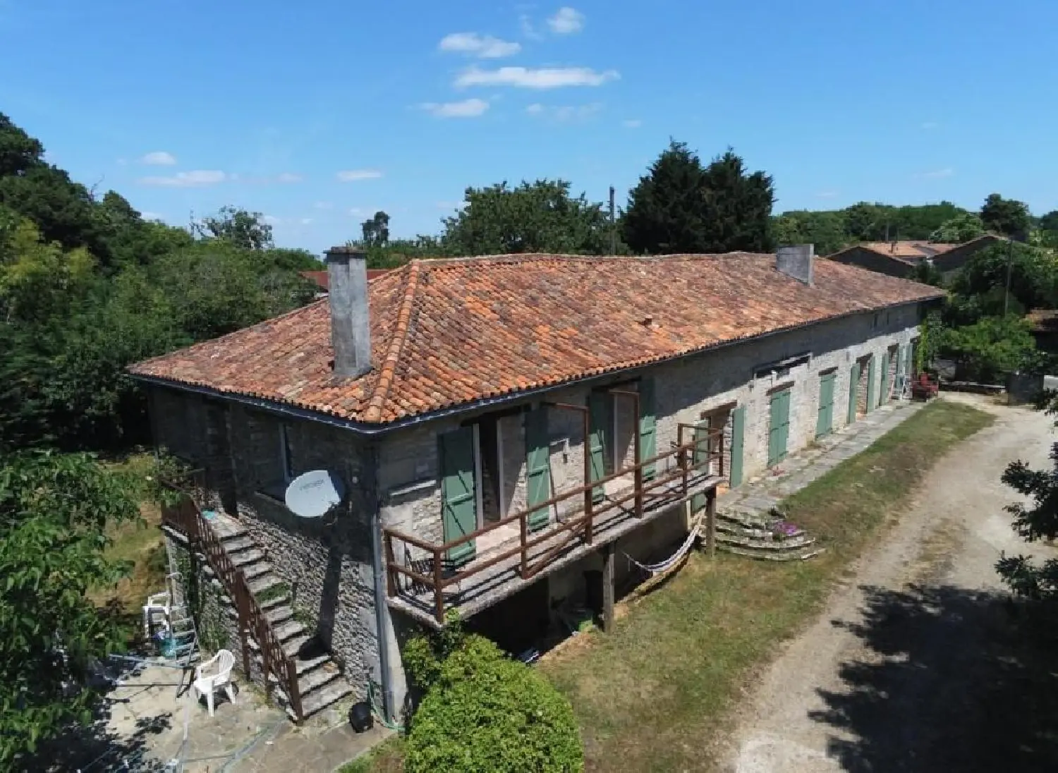  te koop huis Lizant Vienne 2