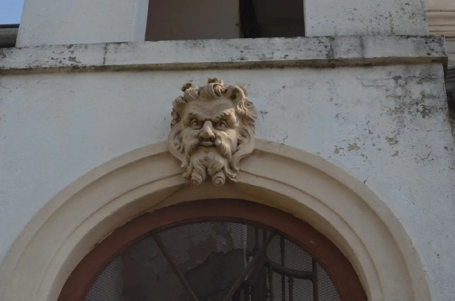  te koop huis Lons-le-Saunier Jura 3