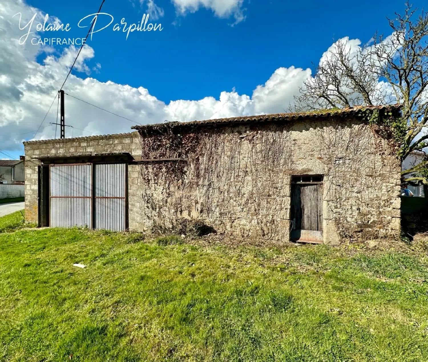  for sale house Montaigu Vendée 1